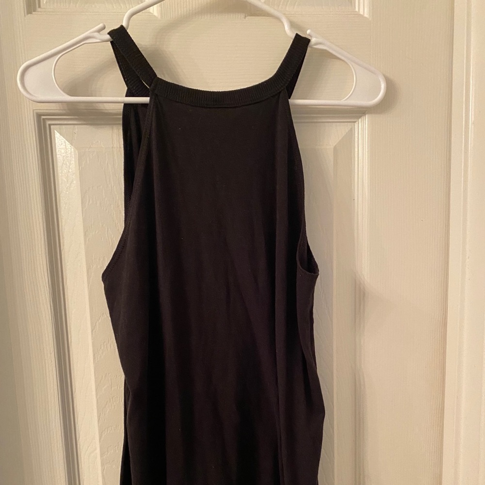 DISTRICT Rocker Tank - Picture 4 of 4